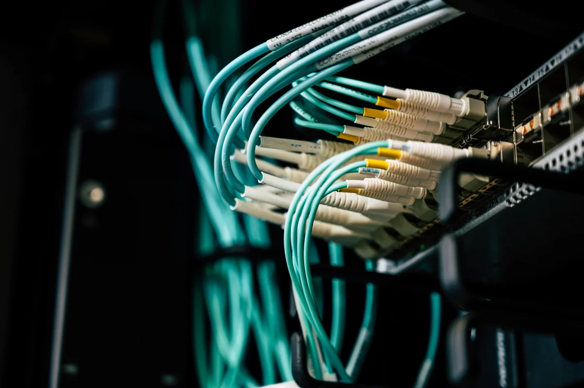 Elektrik Xətlərinin Çəkilişində Buraxılan Kiçik Səhvlər və Böyük Problemlər
