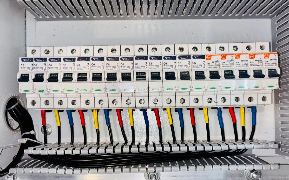 Evdə Elektrik Yükünün Hesablanması: Hansı Güc Uyğundur?
