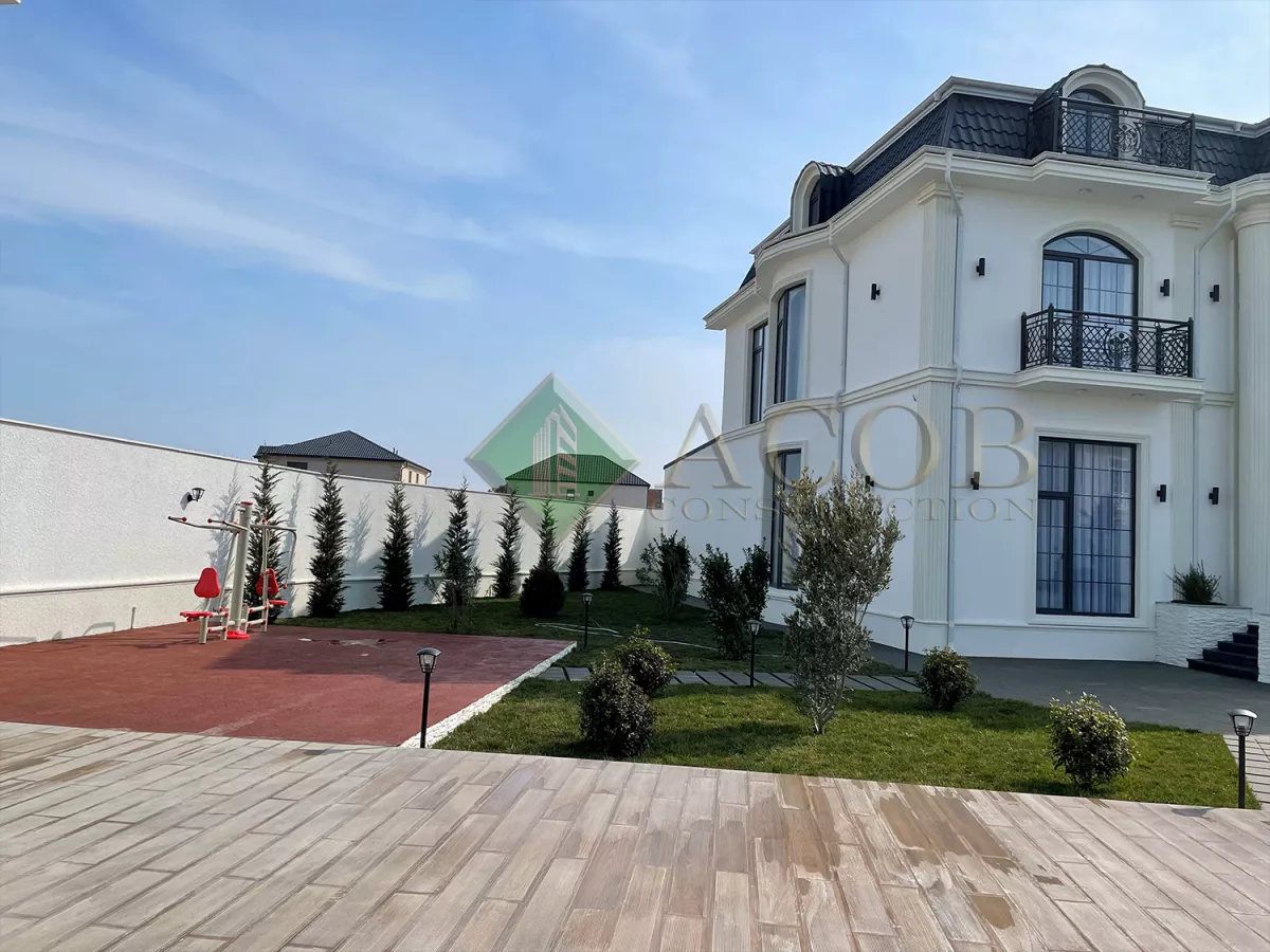 White - House (Mərdəkan)